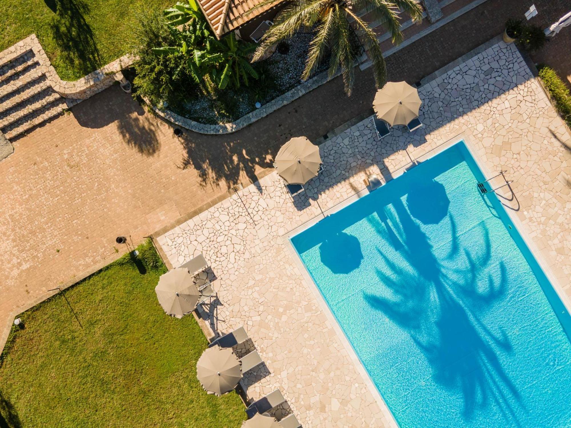 Hotel Masseria Le Pajare Presicce Exterior foto